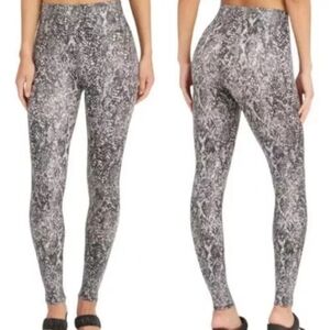 SPANX Faux Leather Snake Shine Leggings